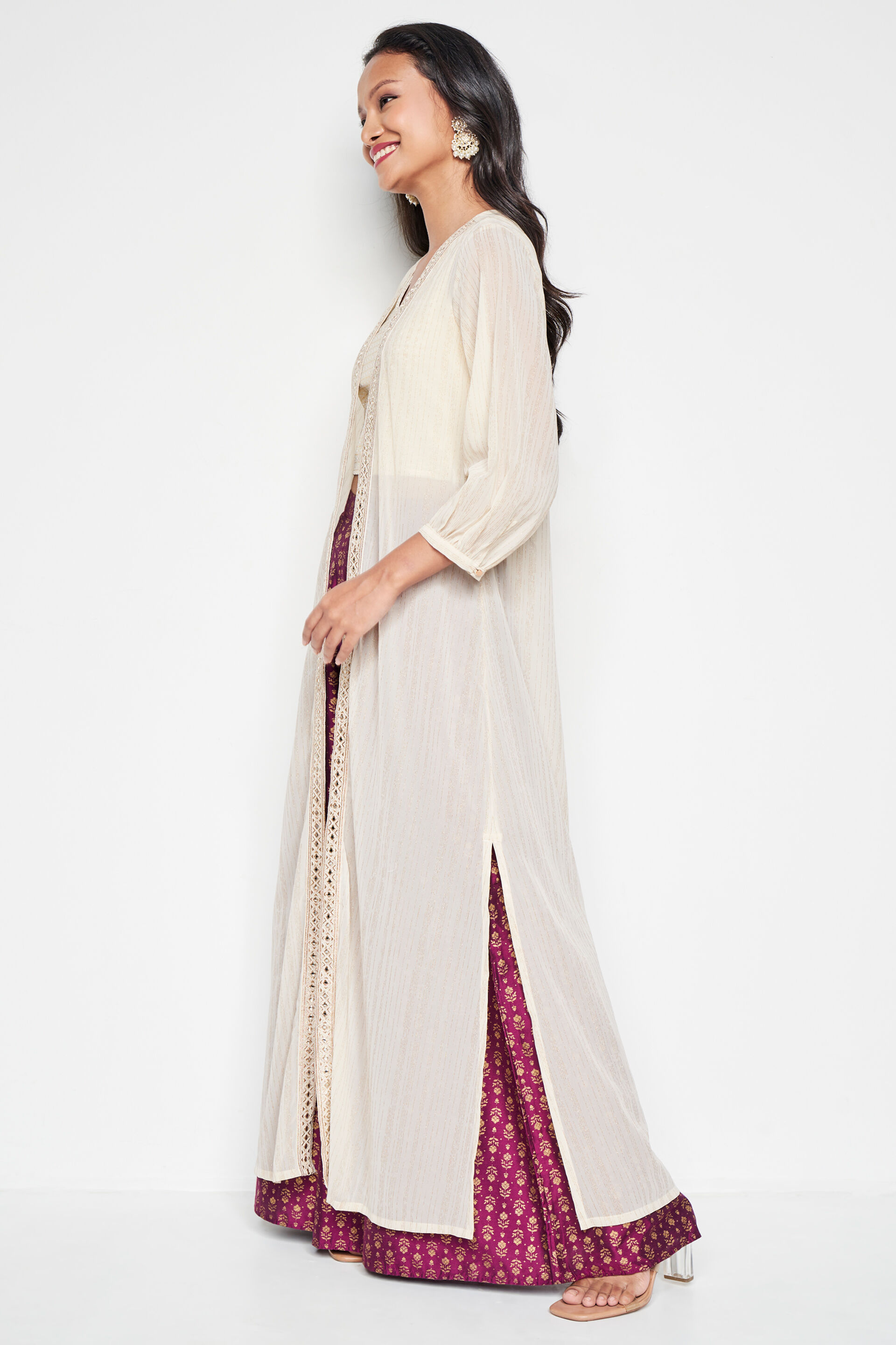 Mishti Cape, Off White, image 3